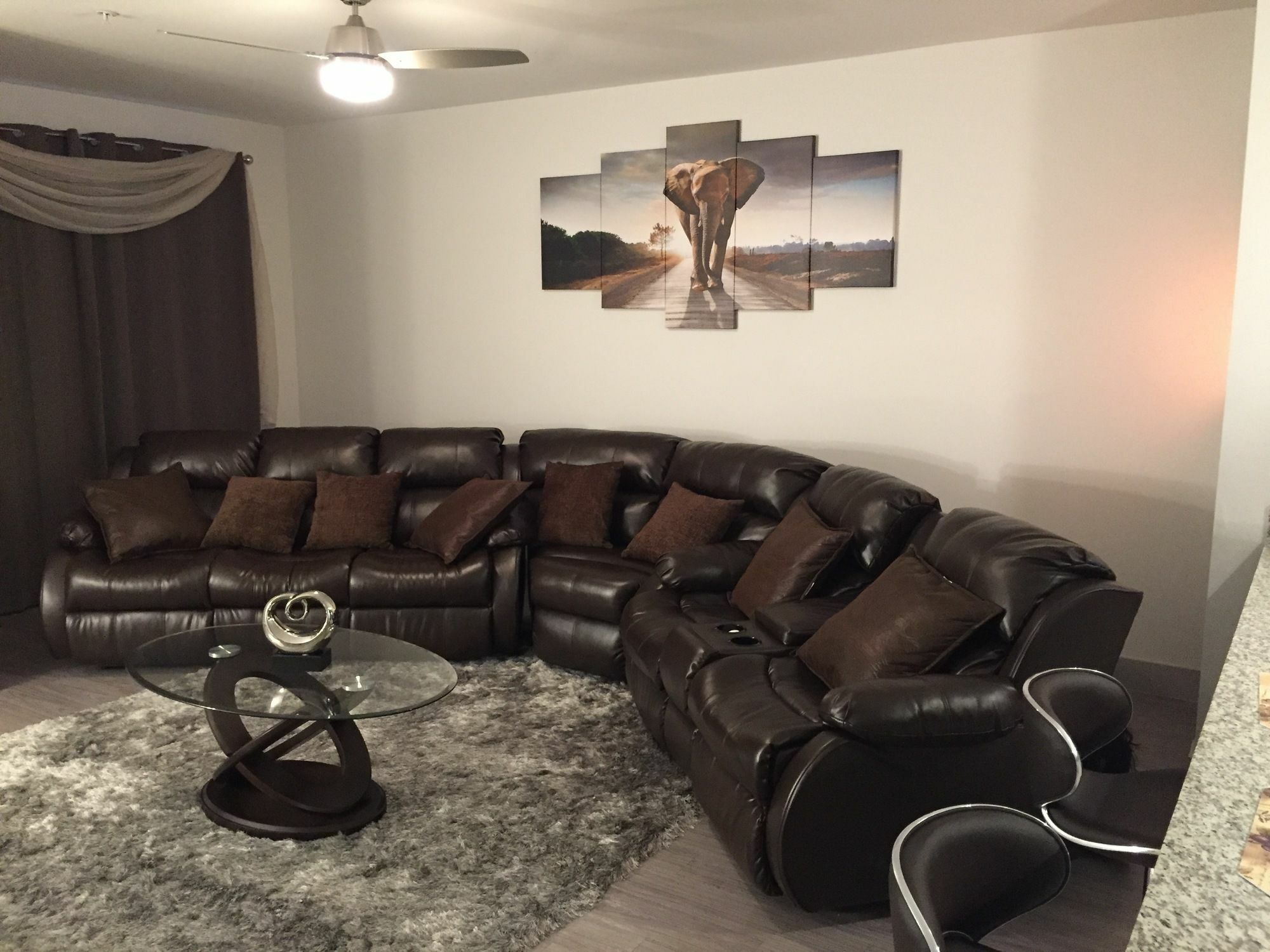 Apartment Executive Ritzy