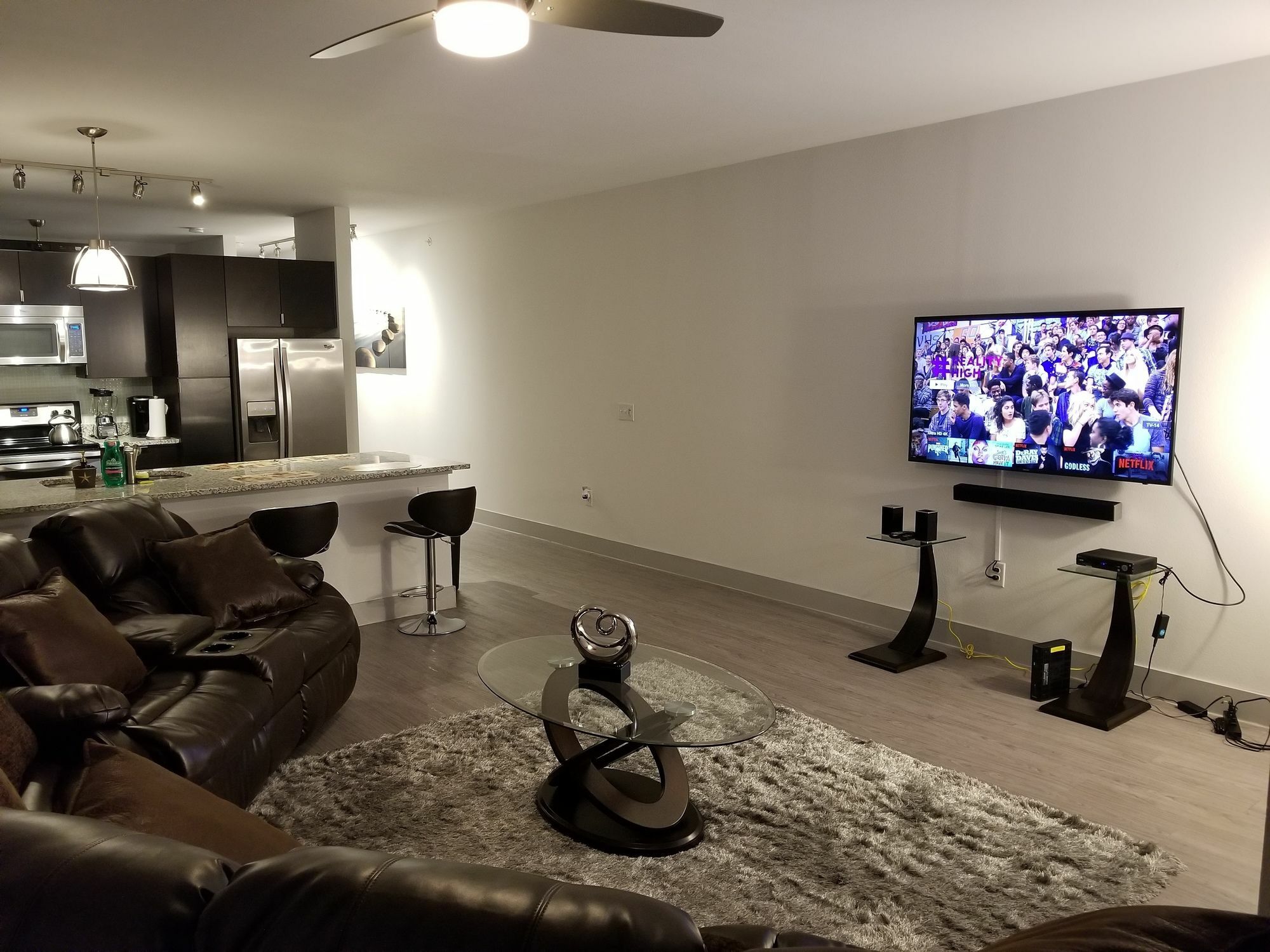 Apartment Executive Ritzy
